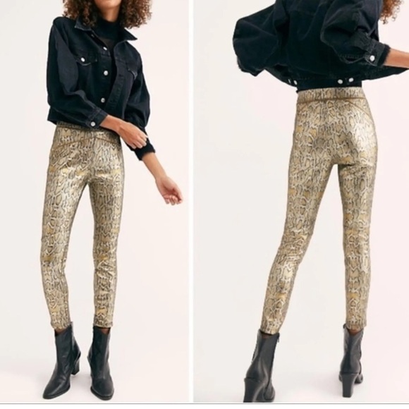 Free People Pants - Free People | NWT Rio Vegan Metallic Gold Python Snakeskin Pull On Leggings M